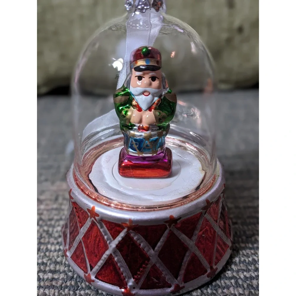 Mr. Christmas Ornament Musical Glass Domed Soldier Revolving 4
